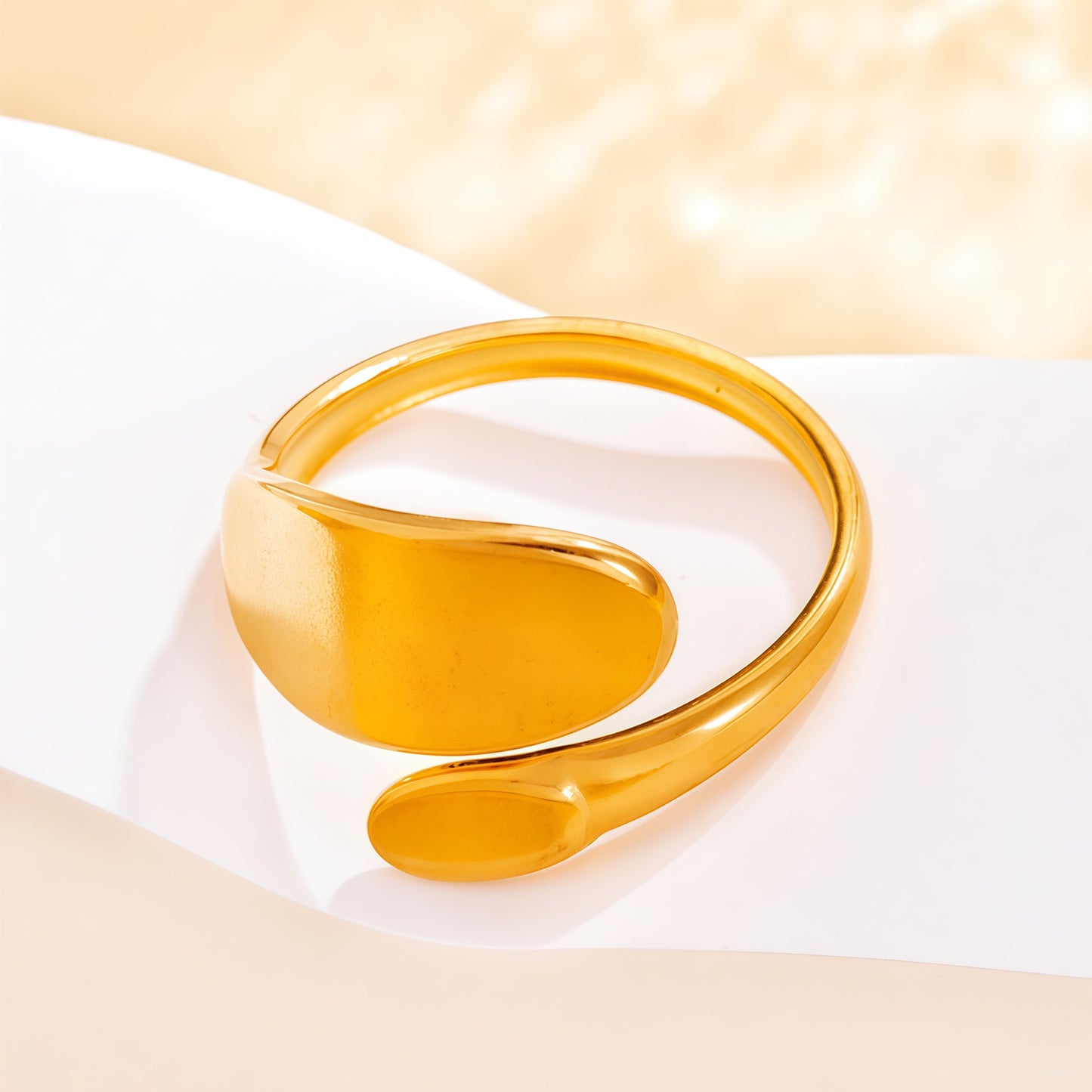 Lune Wave Ring