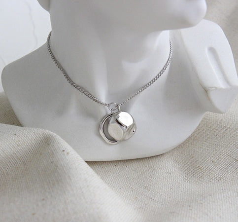 Élan Pendent Necklace