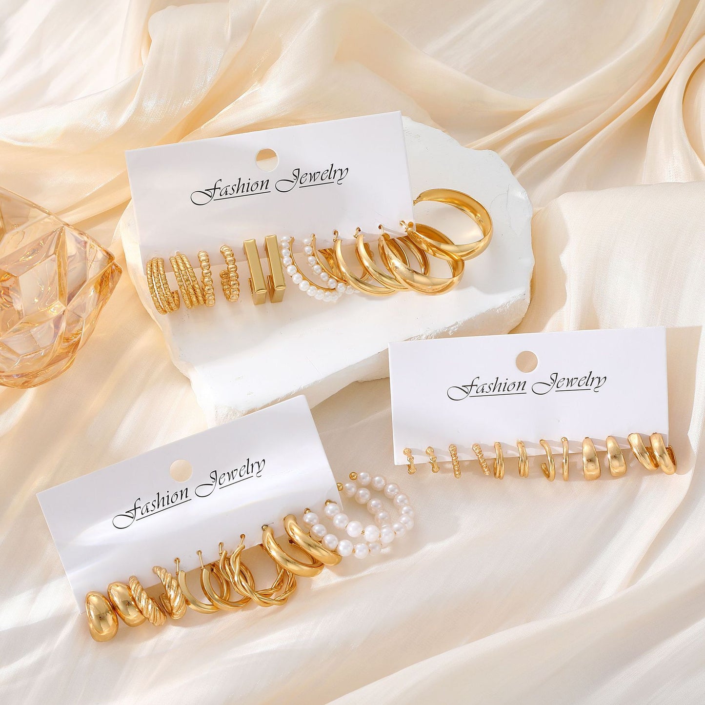 Céleste pearl & Hoop Earrings