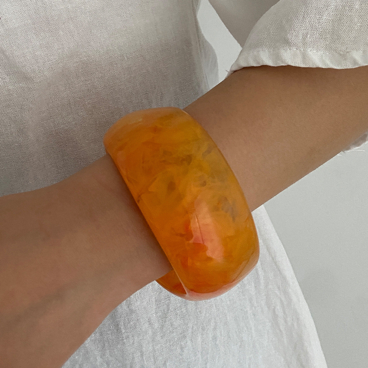 Fleur Resin Bangle
