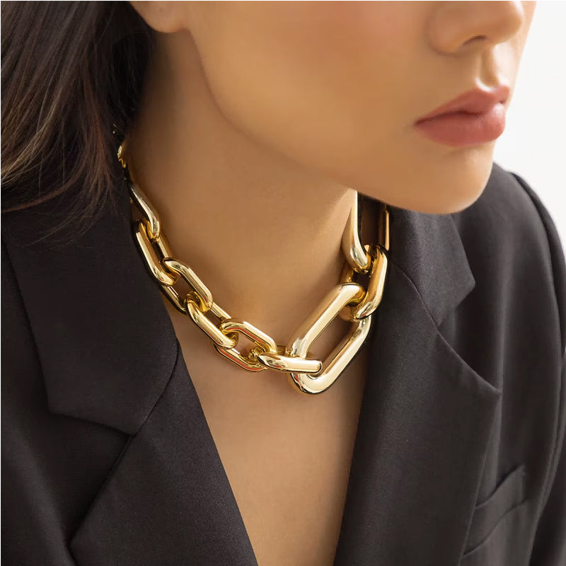 Lune Chunky Chain Necklace