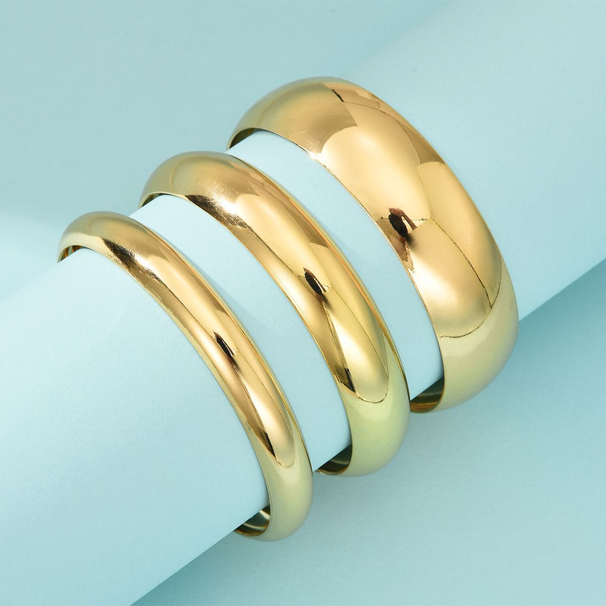 Lune Simple Gold Bracelet