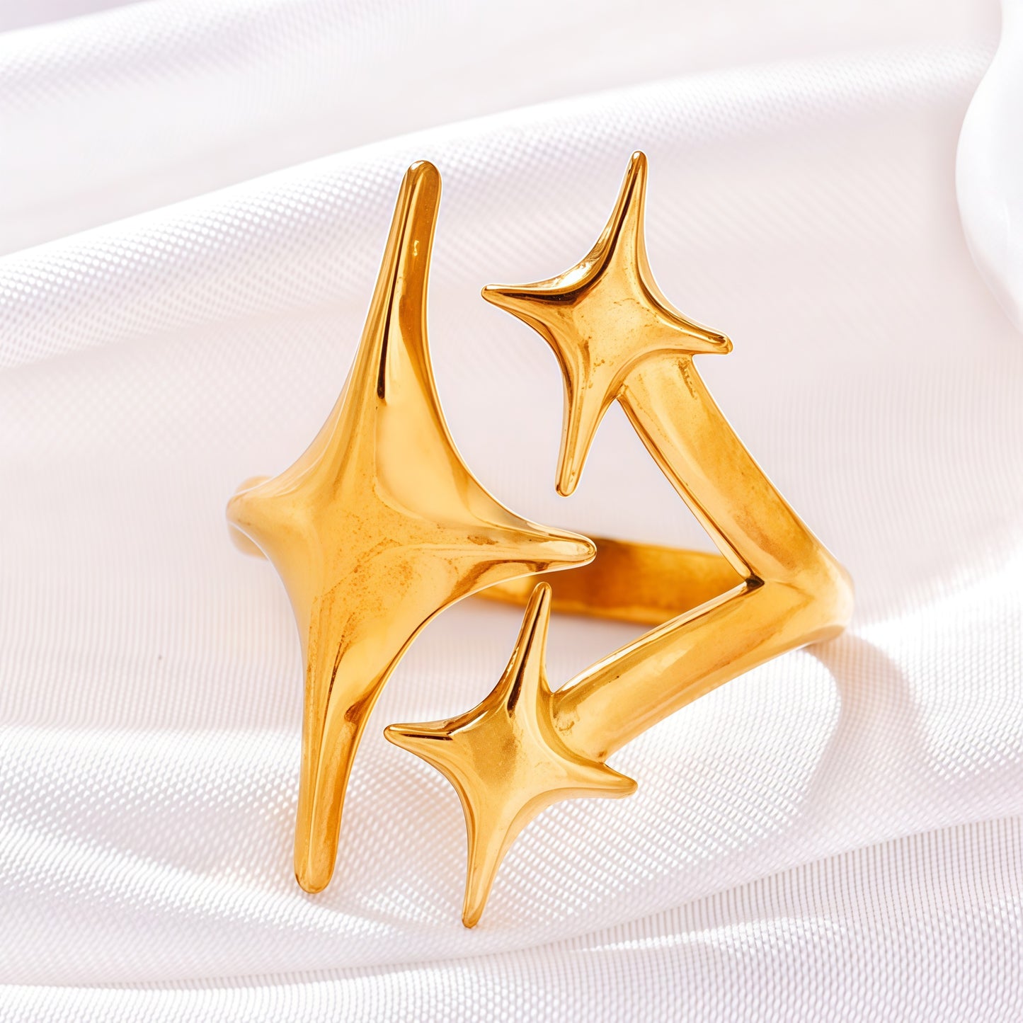 Lune Wave Ring
