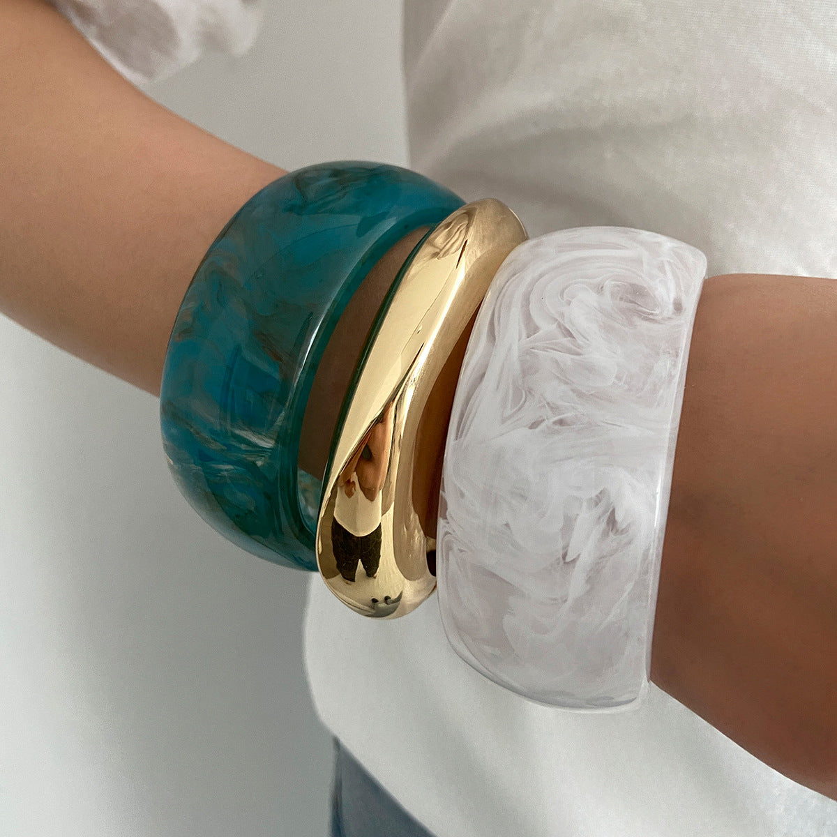 Fleur Resin Bangle