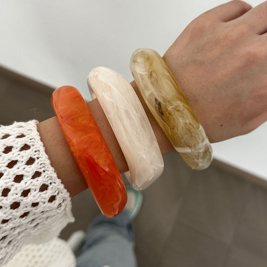 Céleste Chunky Acrylic Bangle