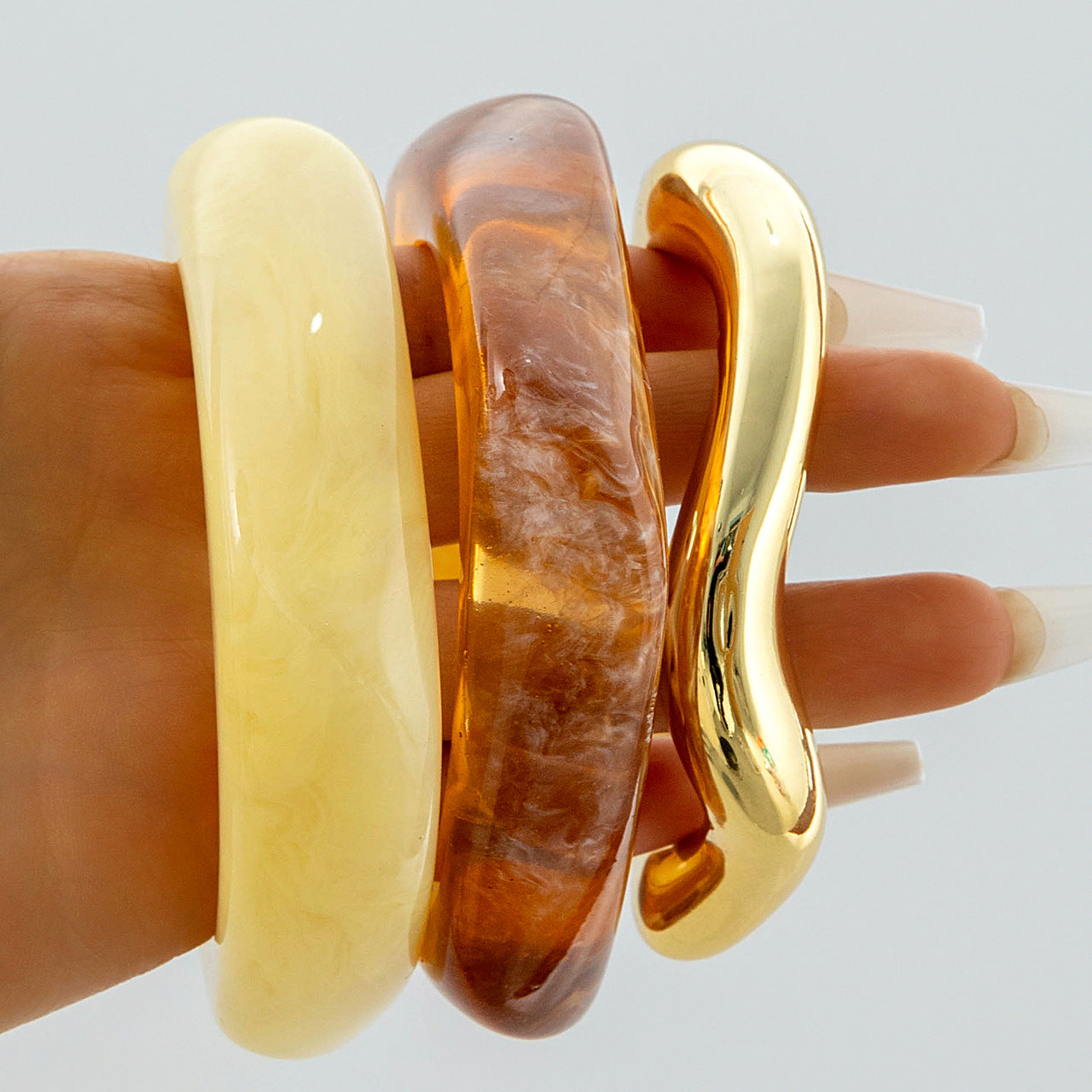 Fleur Chunky Acrylic Bangle