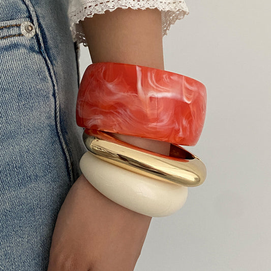 Lune Resin Chunky Bangle