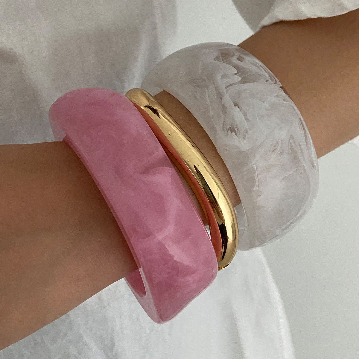 Lune Acrylic Chunky Bangle