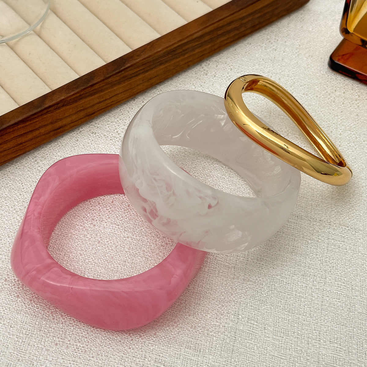 Lune Acrylic Chunky Bangle