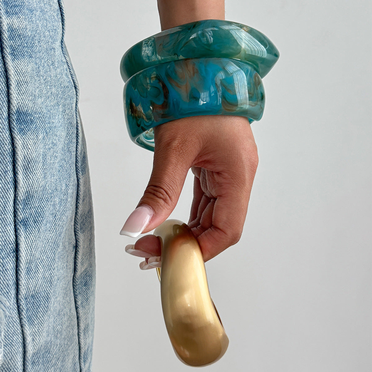 Vintage Peacock Blue Ombre Resin Wide Bracelet