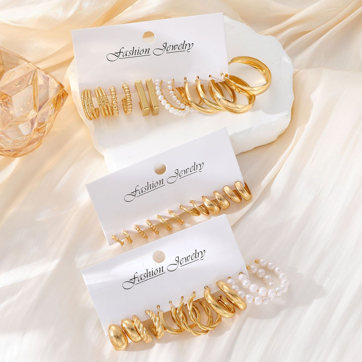 Céleste pearl & Hoop Earrings